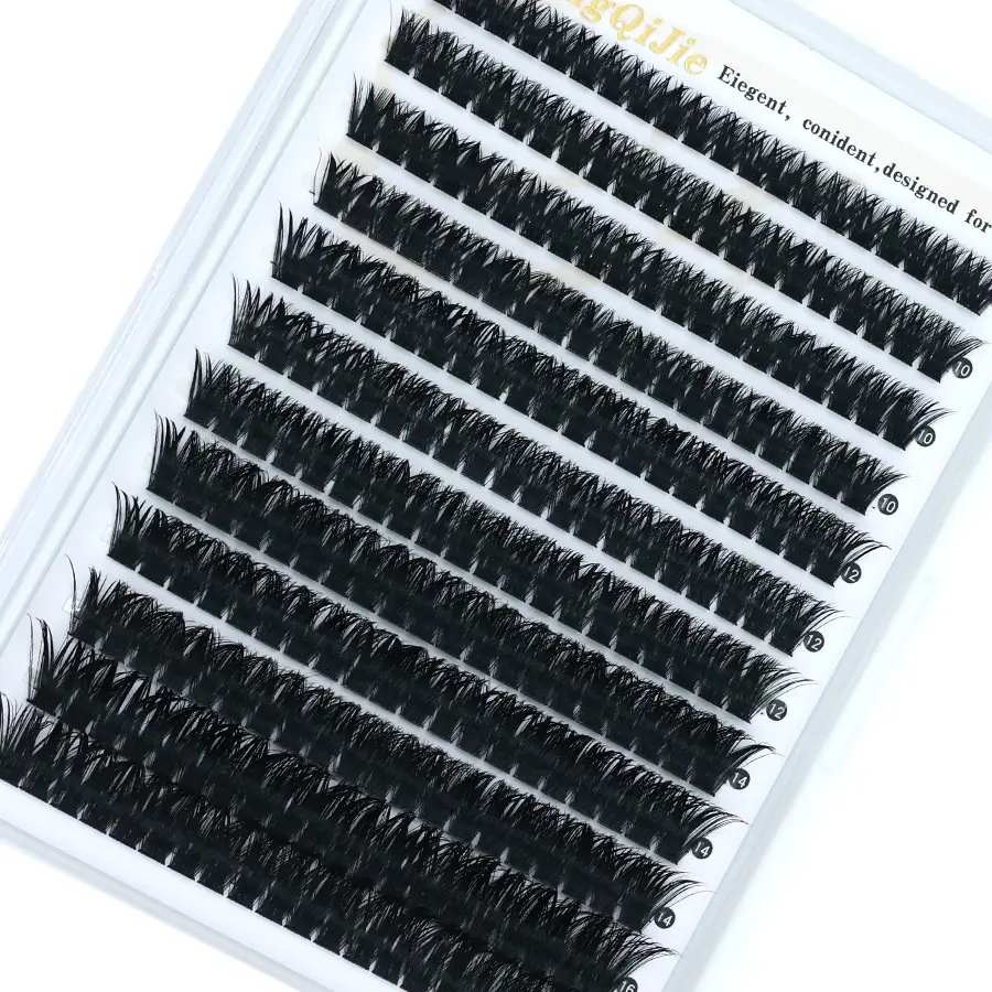 80D DIY Eyelash Extensions in a tray with multiple rows of lashes.