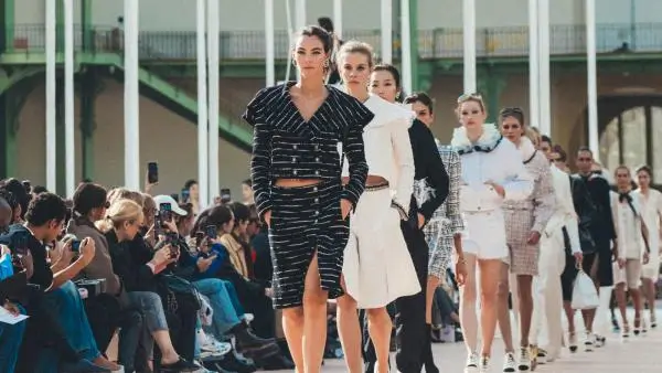 Chanel Womenswear Spring/Summer 2025 collection runway look with bold fashion elements and elegant designs.